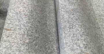 贵州芙蓉白S型拉丝面路沿石