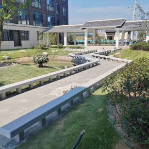 贵州 芝麻灰小区坐凳&栏杆安装效果