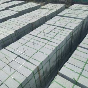 贵州 芝麻白1.8公分火烧300*600地铺，清仓大甩卖