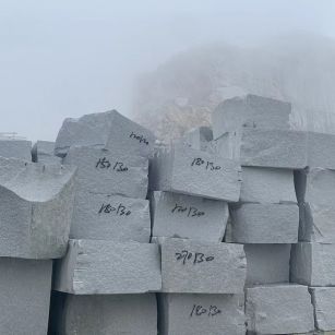 贵州芝麻白花岗石