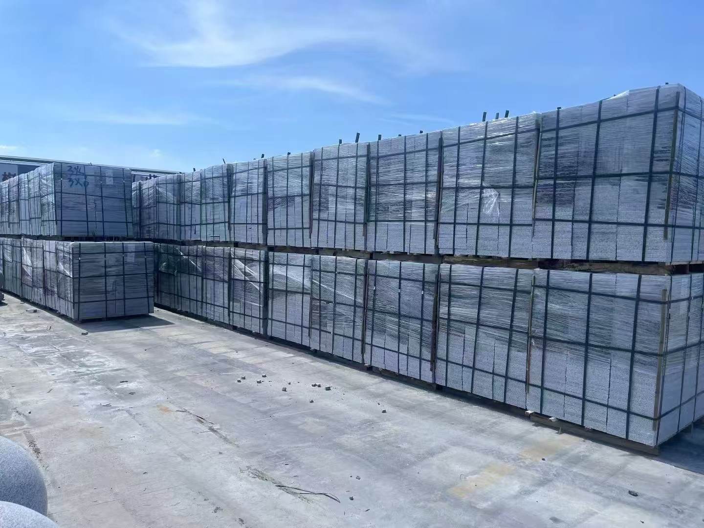 贵州 芝麻白火烧成品300*600地铺料，大量现货，物美价廉