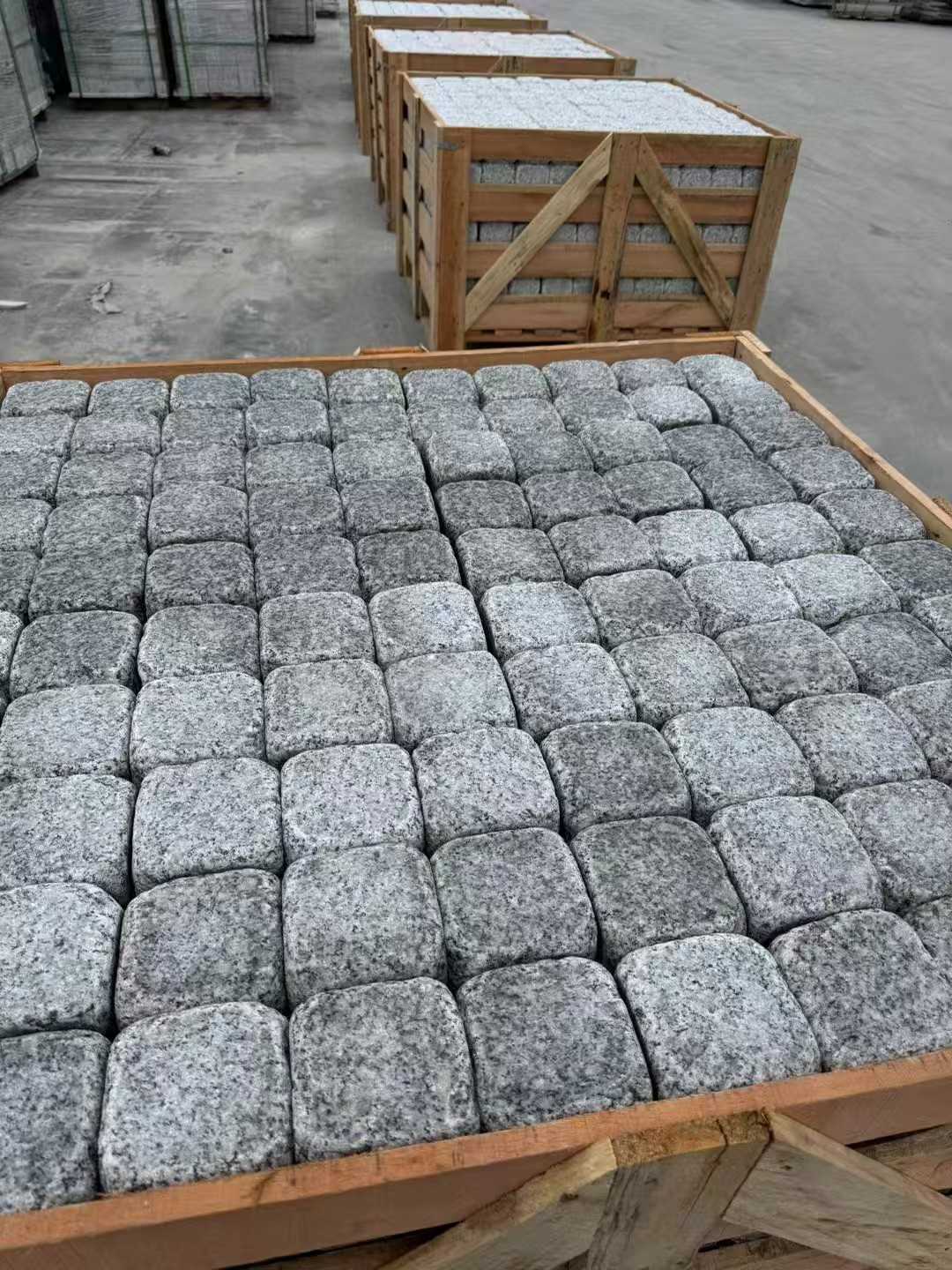贵州 园林景观滚石