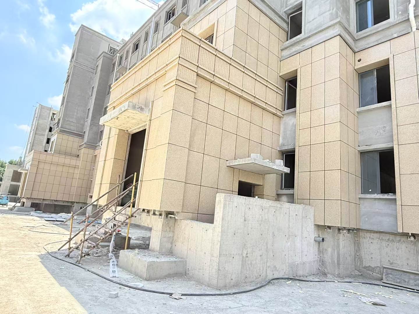 贵州 黄金麻干挂，工地实拍
