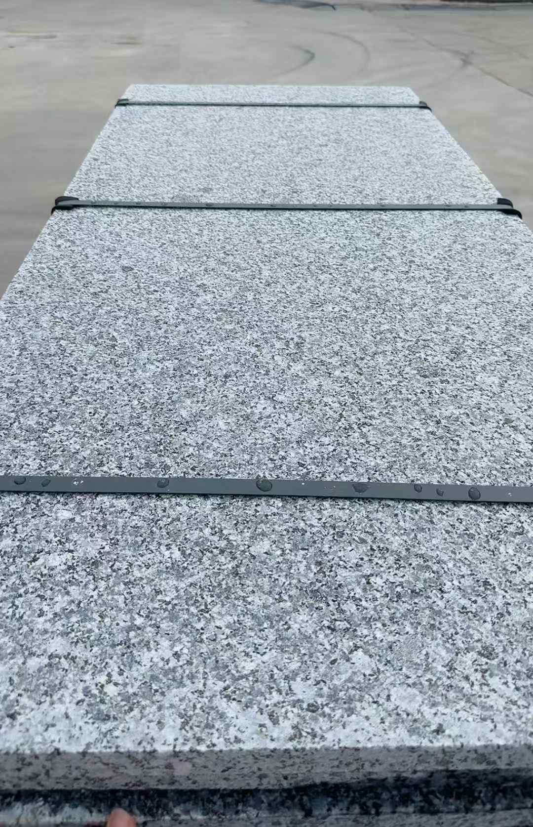 贵州 芝麻黑火烧面毛板，条板，半成品