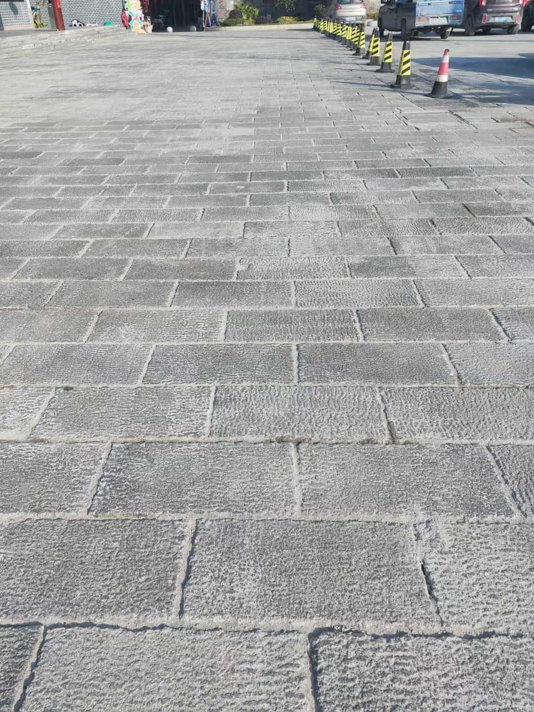 贵州仿古石铺装效果