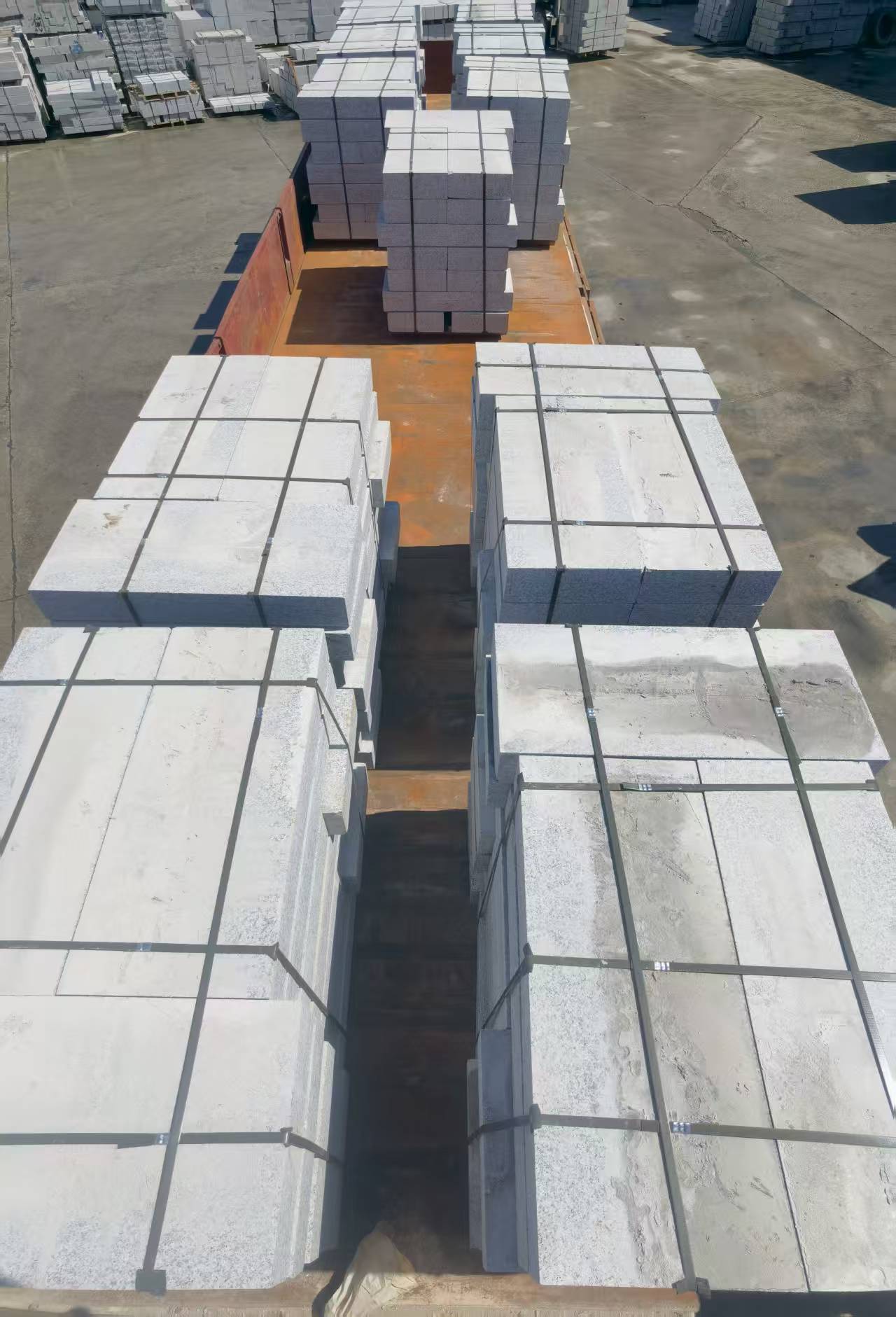 贵州 路沿石装车出货