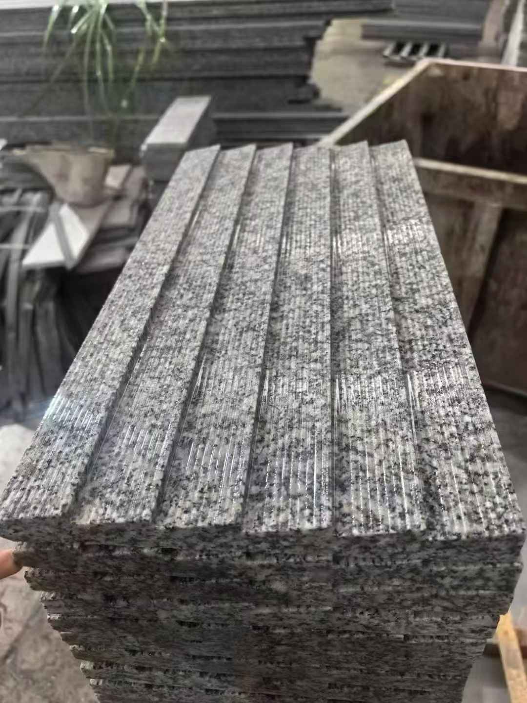 贵州 狼牙石，防滑石，坡道石